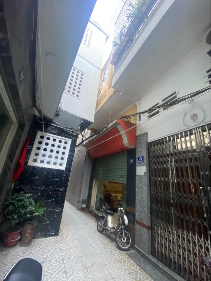 Nhà 3 tầng ngõ 159 Đình Đông, Hải Phòng 35m² giá 2,2 tỷ - Bán gấp chính chủ!