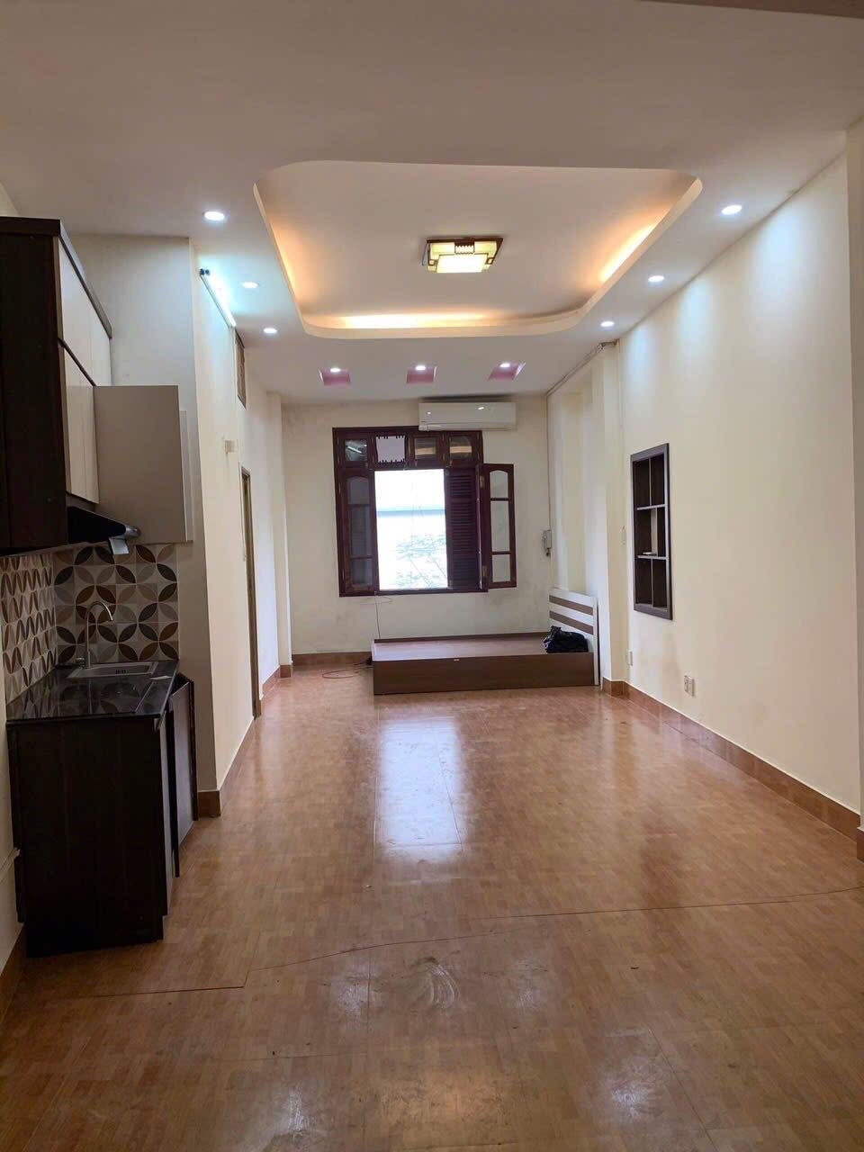 Nhà phố Hồng Mai, Hai Bà Trưng 56m² giá 16.5 tỷ - Kinh doanh sầm uất!