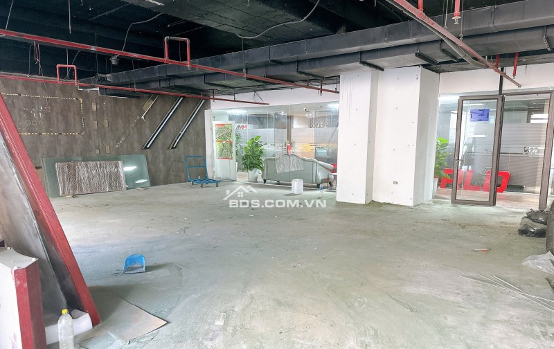Cho thuê văn phòng tại Sapphire Palace, Chính Kinh, 130m² giá 39 triệu - Không gian lý tưởng cho doanh nghiệp!