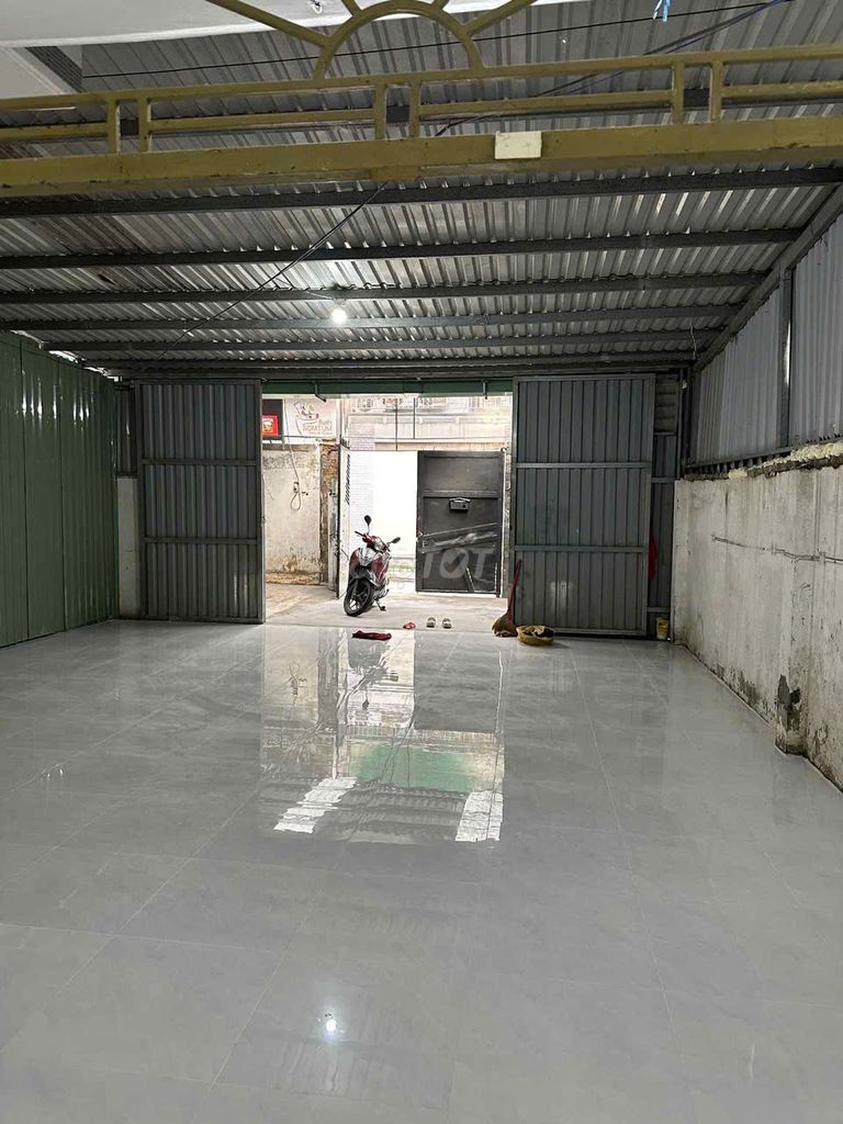 Nhà cho thuê 140m² tại Hiệp Bình Chánh, Thủ Đức - Giá chỉ 12 triệu/tháng!