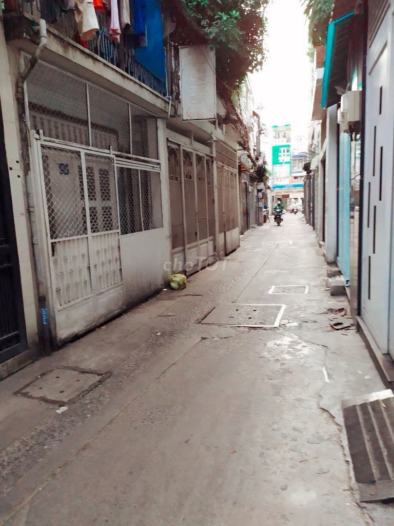 Nhà hẻm 3m Thích Quảng Đức, 53m² giá 11.5 triệu - Phù hợp cho gia đình nhỏ!