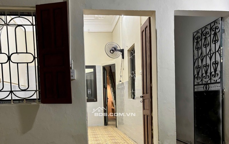 Cho thuê nhà riêng tại ngõ 349 Minh Khai, 112m² - Phù hợp làm văn phòng, kinh doanh!
