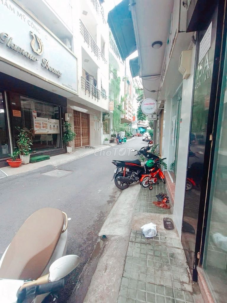 Nhà MT đường Hoa Phan Xích Long 32m² giá 22 triệu - Dinh dưỡng cho cuộc sống yên bình!