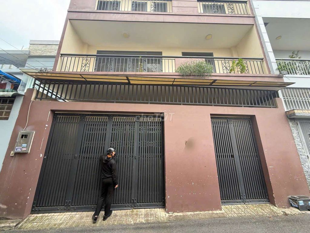 Nhà 4 tầng Phạm Văn Đồng, Linh Tây Thủ Đức - Trống suốt, giá 27 triệu!