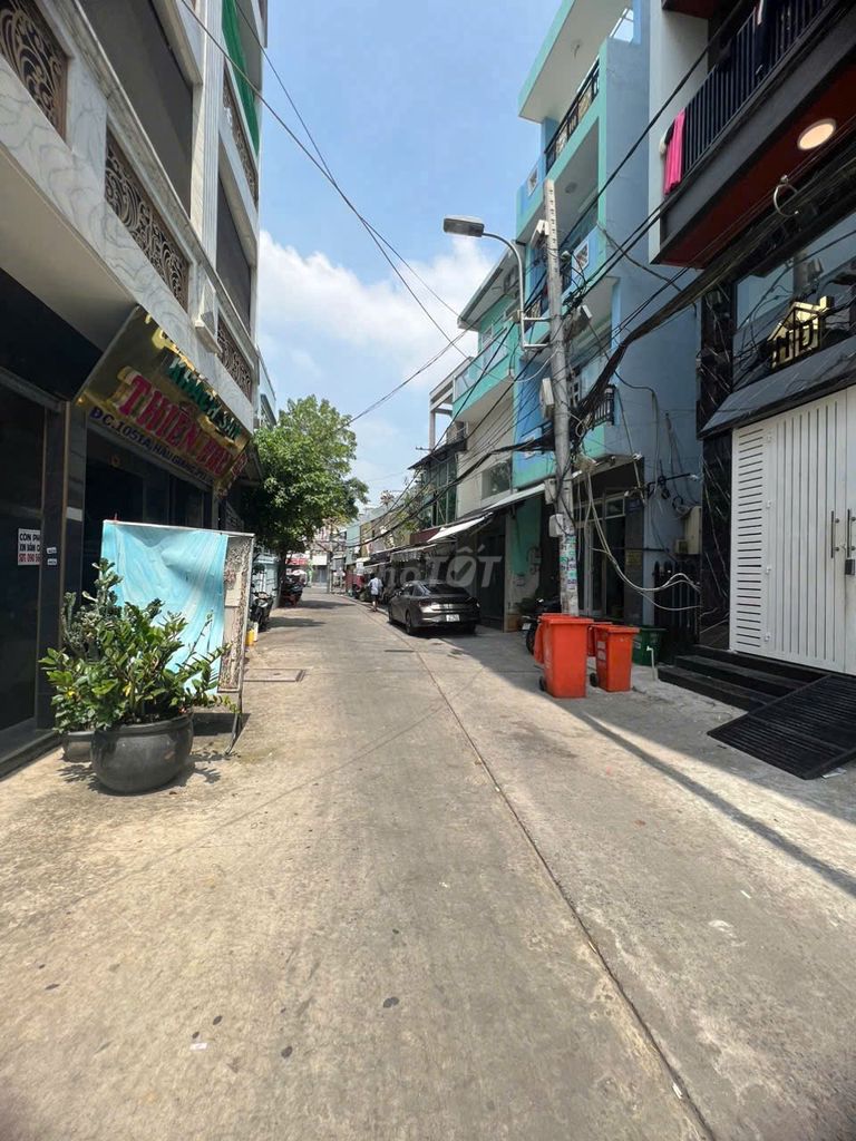 Nhà bán hẻm xe tải Hậu Giang 98m² giá 8.5 tỷ - Địa điểm đẹp, đầu tư sinh lời