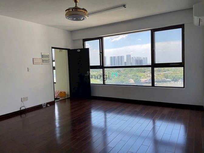 Căn hộ Panorama Phú Mỹ Hưng 145m² giá 18 tỷ - View sông thoáng mát!