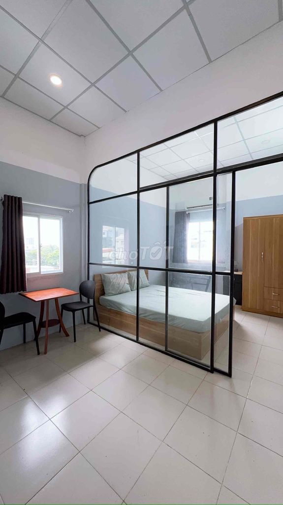 Phòng trọ 1PN tách bếp tại Tôn Đản 40m² giá 6.3 triệu - Full nội thất, gần ĐH Luật!