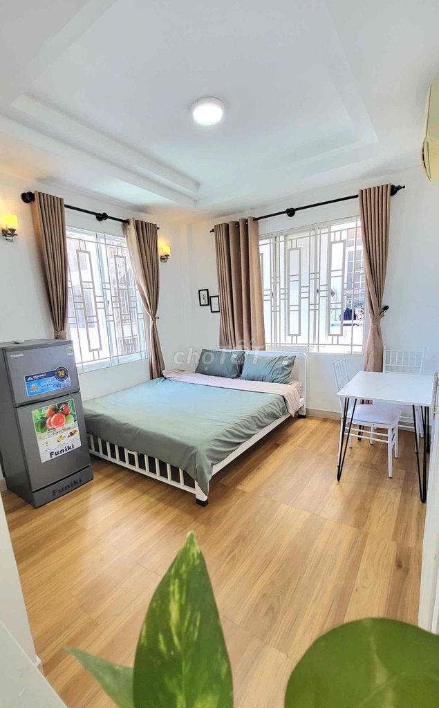 Cho thuê Studio Cống Quỳnh Q1 30m² giá 6.7 triệu - Cửa sổ thoáng mát, thang máy