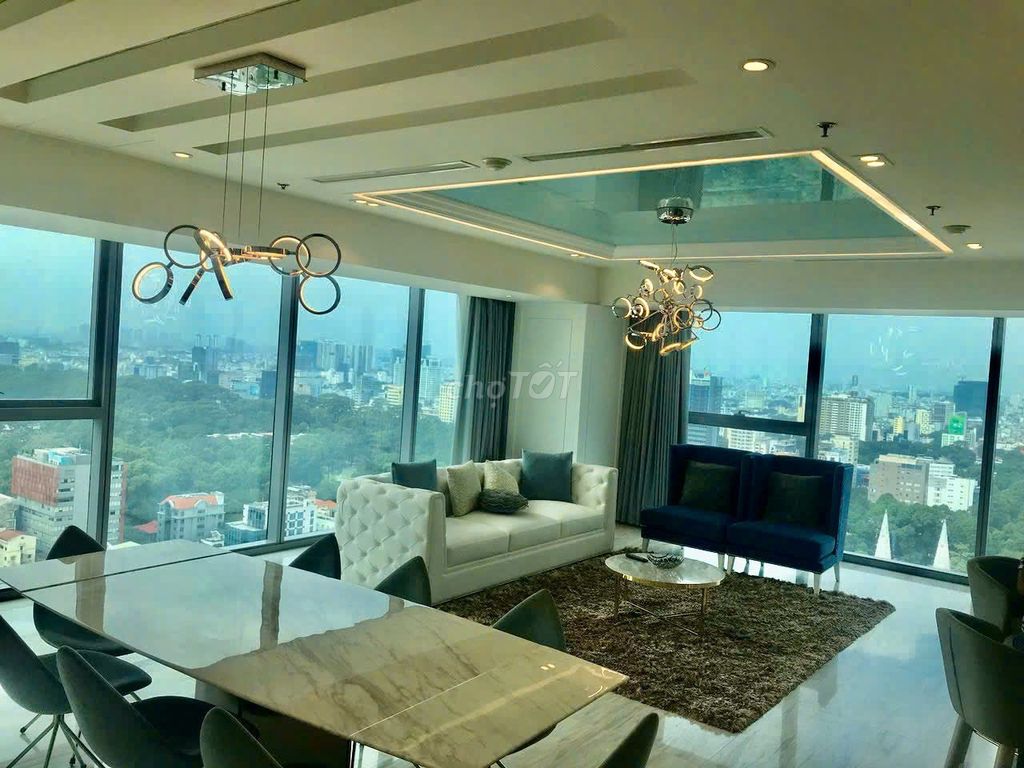 Căn hộ Vinhome Đồng Khởi 166m² giá 110 triệu - Căn góc view thoáng mát