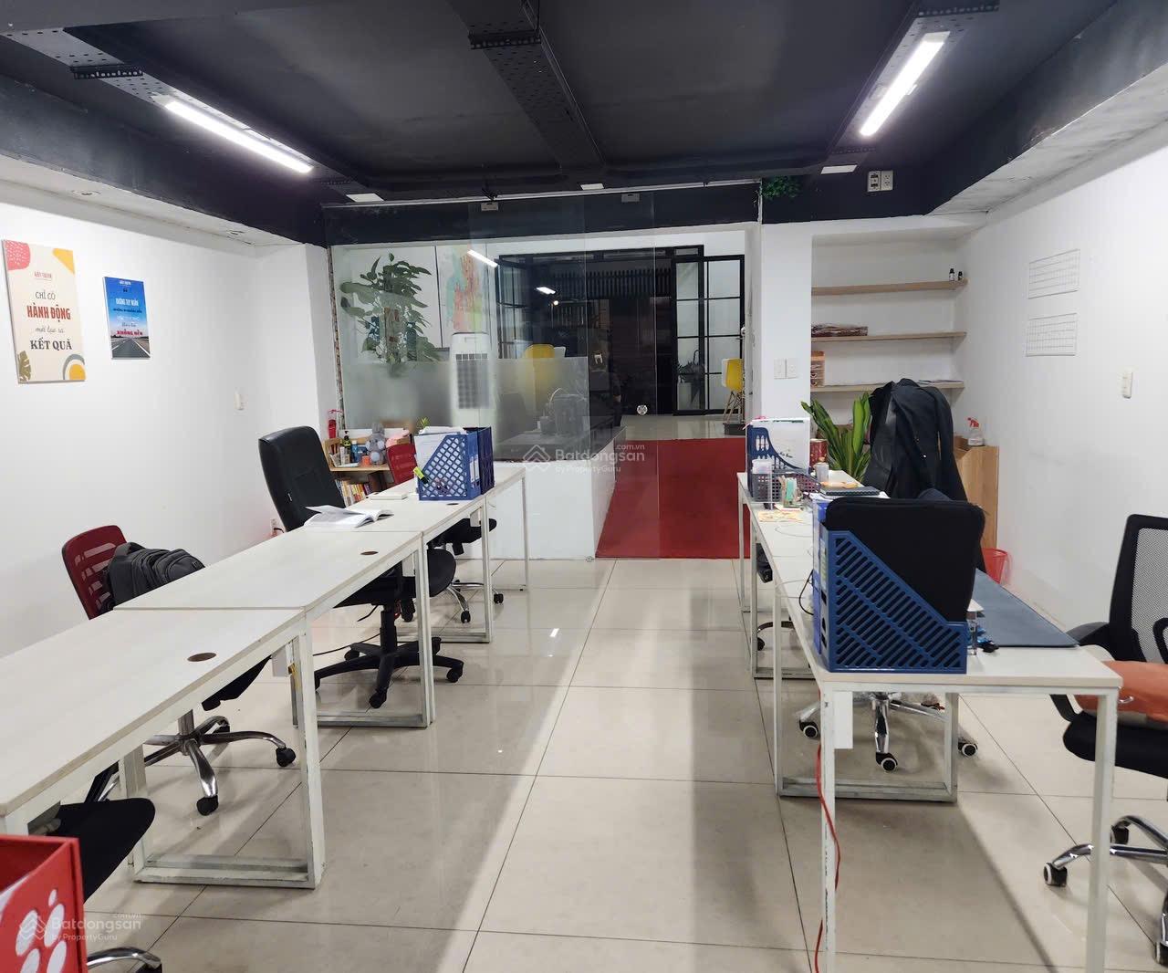 Văn phòng cho thuê 50m² tại Tân Cảng - Giá chỉ 8,9 triệu, sẵn sàng vào làm việc!