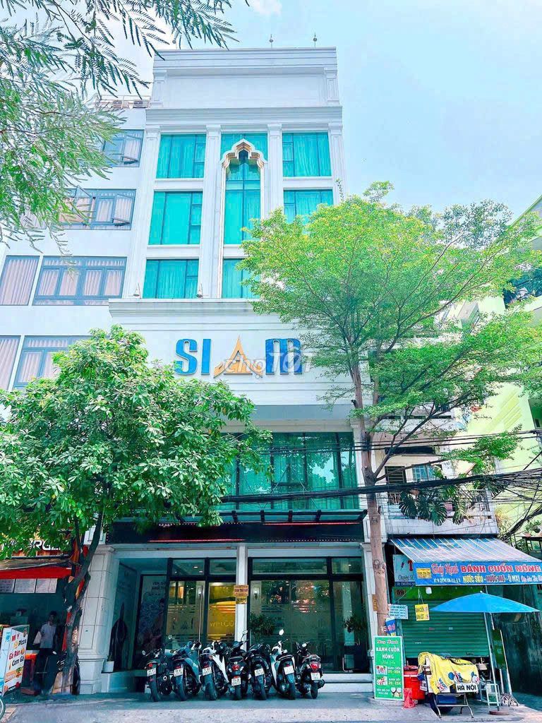 Cho thuê Mặt Tiền Trường Sơn Quận 10 900m² - Giá chỉ 145 triệu/tháng!