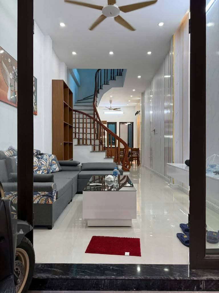 Nhà phố Đông Ngạc 37m² giá 7 tỷ - Ô tô vào tận cửa, kinh doanh ngay!