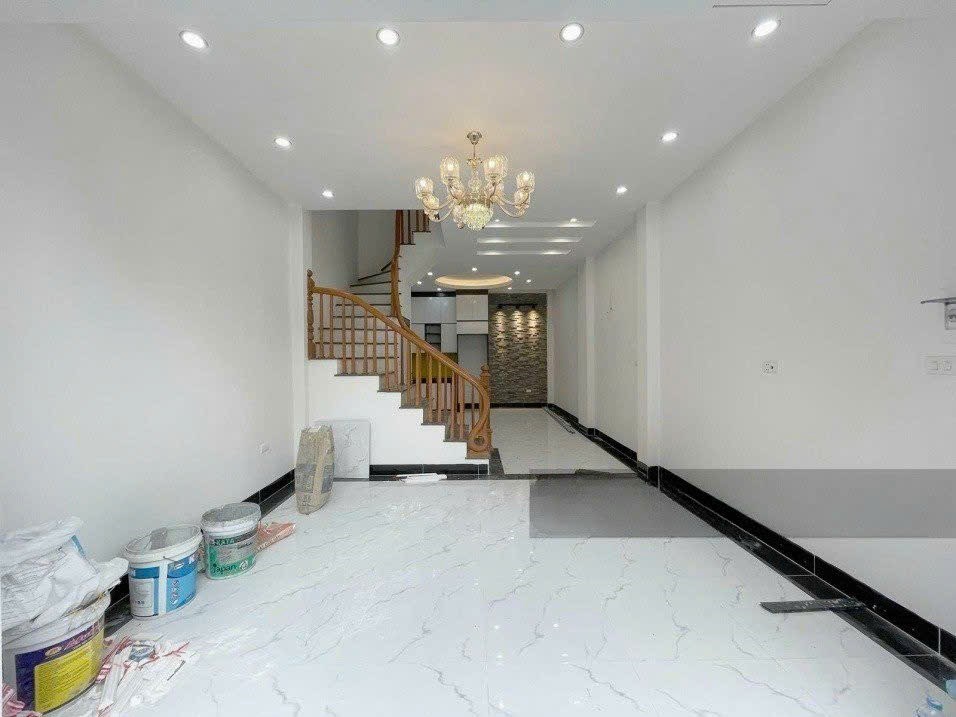Nhà riêng 48m² Đan Phượng 4 tầng - Ô tô dừng đỗ, giá 4.7 tỷ!