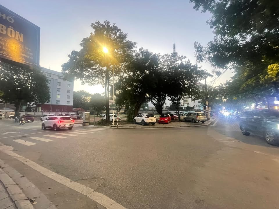 Đất thổ cư Ngô Quyền Vĩnh Yên 158m² giá 2 tỷ - Vị trí trung tâm, tiện ích đầy đủ!