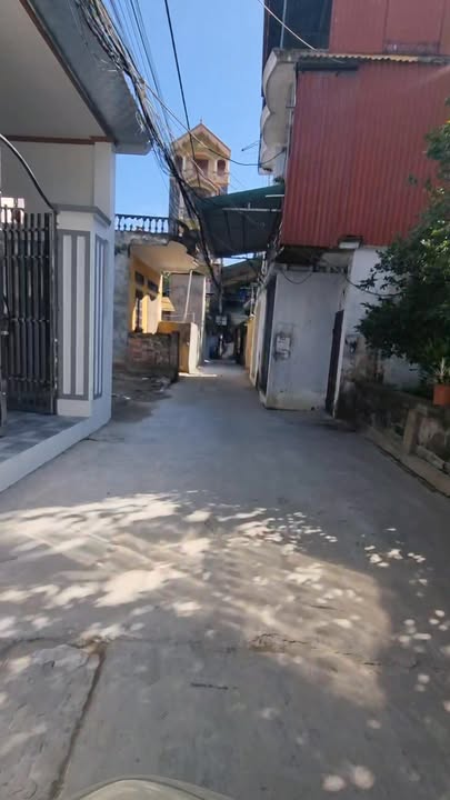 Nhà 5 tầng Thường Tín 70m² - Thiết kế hiện đại, sổ đỏ chính chủ!