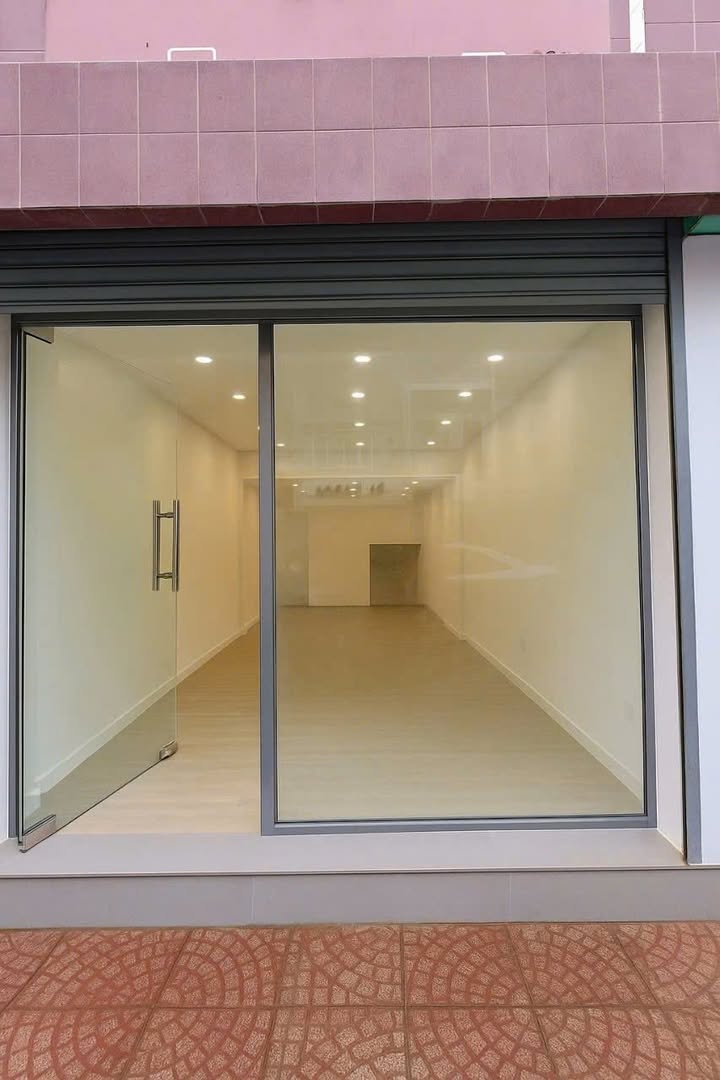 Cho thuê mặt bằng kinh doanh tại Huỳnh Văn Bánh, Phú Nhuận 36m² - Vị trí đắc địa cho mọi ngành nghề!