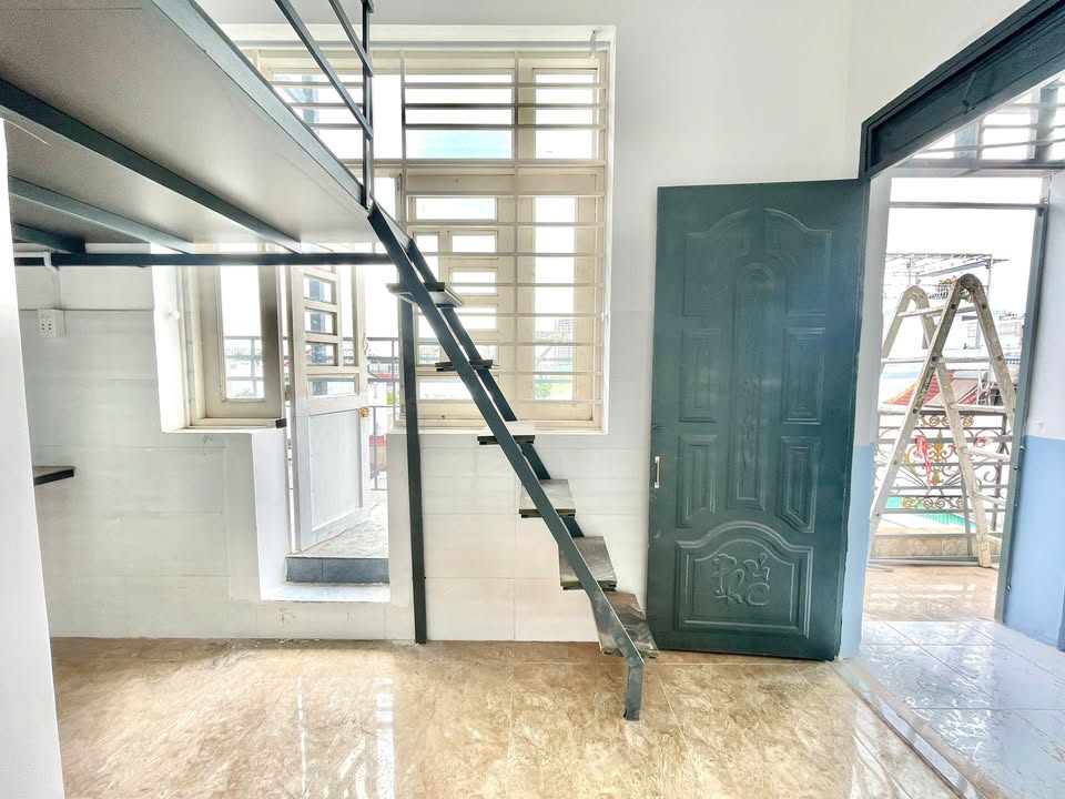 Căn hộ 1 phòng ngủ 617 Lê Trọng Tấn, Bình Tân giá 3.1 triệu - Ban công thoáng mát!