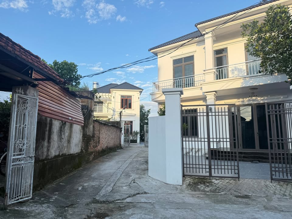 Đất nền Tráng Việt, Mê Linh 42m² giá 1.9 tỷ - Vị trí thuận lợi, ô tô vào tận nơi!