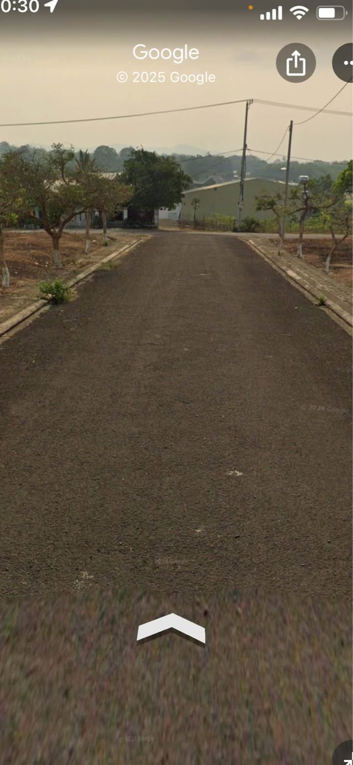 Đất thổ cư 200m² Khu Hoàng Thành, Đăk Cấm - Giá chỉ 700 triệu!