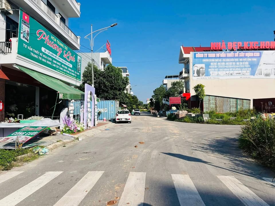 Lô đất Thân Nhân Trung Bắc Giang 75m² giá 3 tỷ - Khu vực phát triển sầm uất!