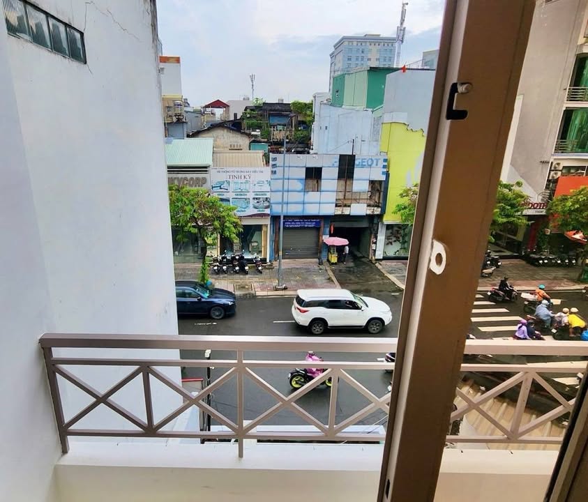 Nhà phố 4 tầng tại Q.1, Tân Định, 60.7m² - Kinh doanh sầm uất, thu nhập ổn định!