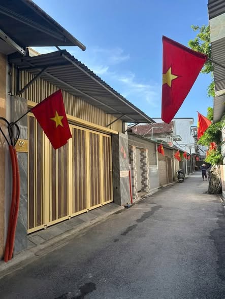 Nhà 2 tầng lối 2 Phan Đình Phùng, TP Vinh 89,5m² giá 4.8 tỷ - Vị trí đắc địa, thương lượng chính chủ!