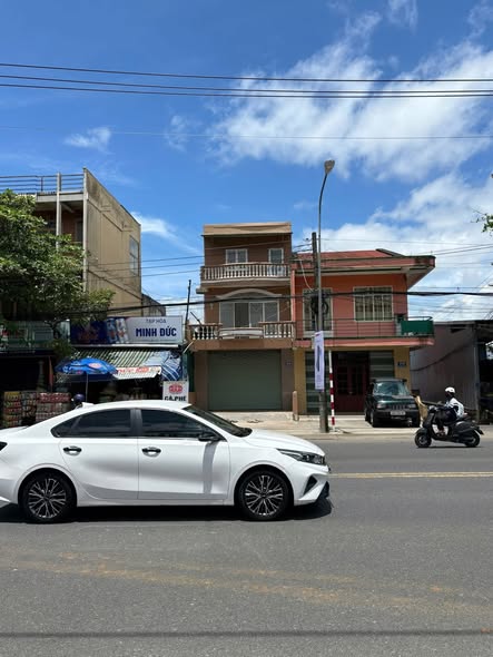 Nhà mặt tiền Trần Phú, Bảo Lộc 141m² giá 10.5 tỷ - Đầu tư sinh lời ngay!