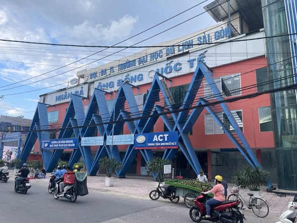 Bán Trường Cao Đẳng Văn Hóa Nghệ Thuật và Du Lịch Sài Gòn - Diện tích 4748m², giá chỉ 270 tỷ - Cơ hội đầu tư hấp dẫn!