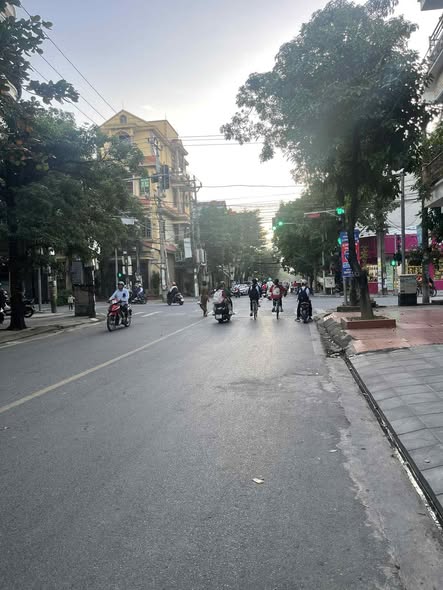 Nhà mặt tiền Trần Thánh Tông 63m² giá 7.1 tỷ - Kinh doanh sầm uất!