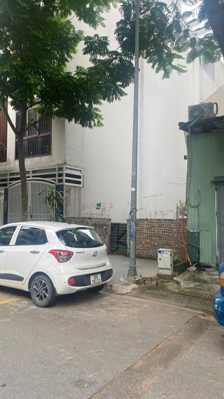 Đất nền Việt Hưng Long Biên 80m² - Đường 12m, Vỉa hè ô tô tránh