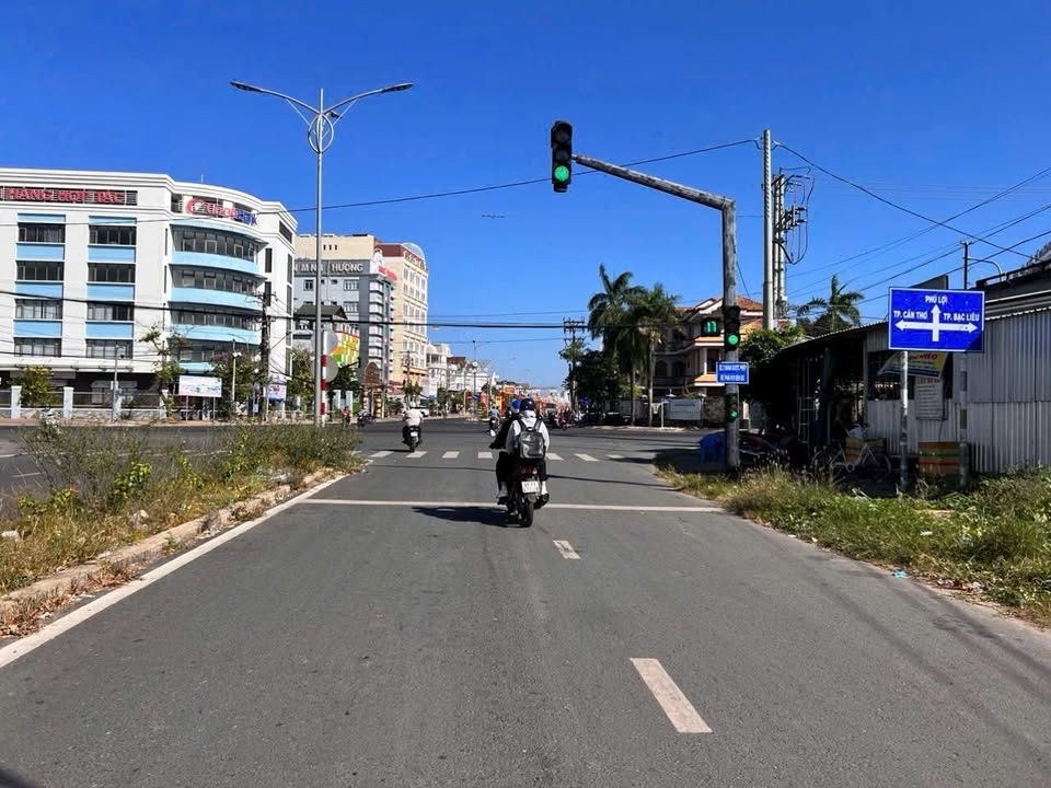 Nhà mới và đất trống tại Trần Quang Khải, Sóc Trăng 132m² giá chỉ 1 tỷ - Thương lượng ngay!