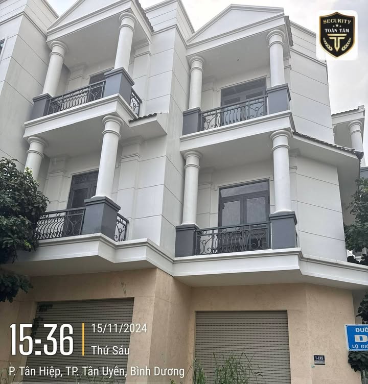 Nhà góc 2 mặt tiền đường tại Tân Hiệp, Tân Uyên - Diện tích 244m² chỉ 3.9 tỷ