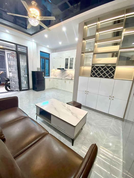 Nhà phố mặt tiền Nguyễn Chính 29m² giá 9.6 tỷ - Tiện ích bạt ngàn