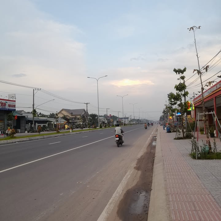 Đất nền mặt tiền ĐT 746, Hội Nghĩa, 80m² giá 5 tỷ - Cơ hội đầu tư sinh lời!