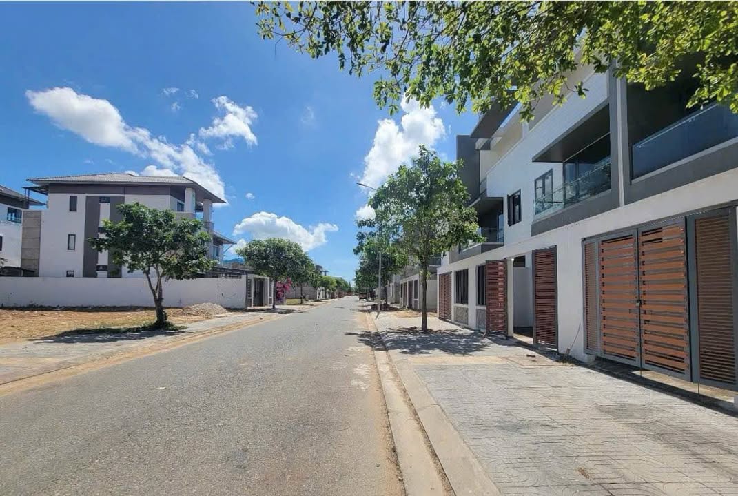 Lô đất 92.3m² tại Vũng Tàu - Giá 5.87 tỷ, chính chủ bán gấp!