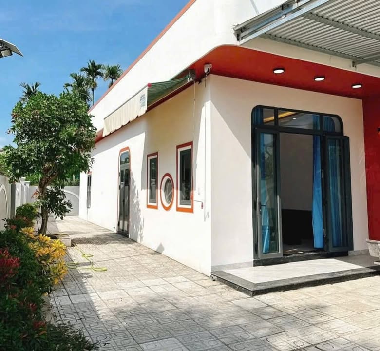 Nhà đẹp sân vườn tại Hẻm Lý Thánh Tông, Nghĩa Lộ 225m² giá 1.7 tỷ - Không thể bỏ lỡ!