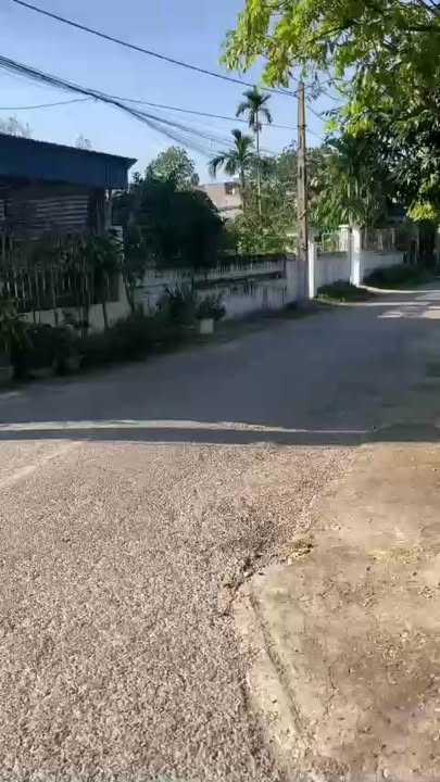 Đất nền góc 2 mặt tiền 100m² phường Hồng Quang - Giá chỉ 1.9 tỷ VND!