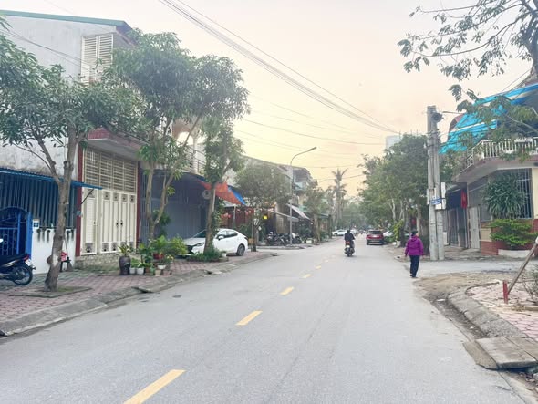 Nhà mái bằng Trường Thi 72m² giá 5 tỷ - Chính chủ bán gấp!