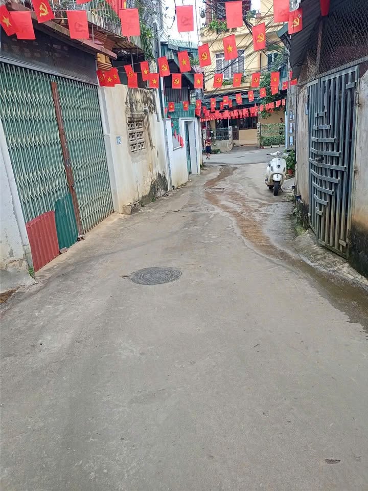 Dãy trọ 9 phòng Tô Hiệu Sơn La 236m² giá 1.1 tỷ - Sinh lời hàng tháng ngay!