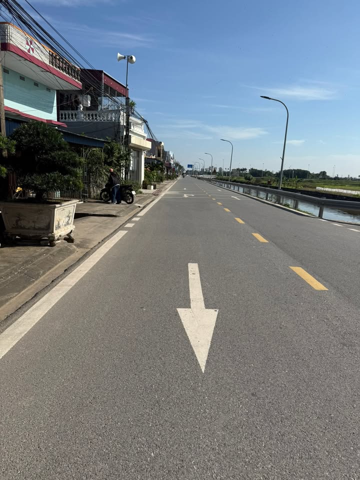 Đất nền góc Nam Hoa 100m² giá 2 tỷ - Cơ hội đầu tư tuyệt vời!