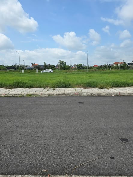 Đất nền Hoàng Động 66m² giá 2.1 tỷ - Hướng Nam mát mẻ