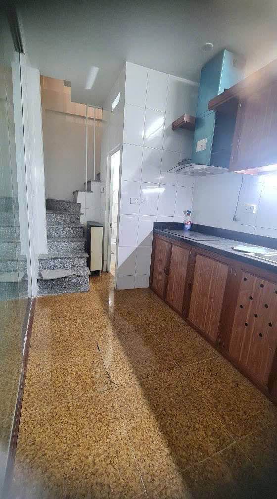 Nhà phố Ngõ Gạch Ba Đình 12m² giá 2.9 tỷ - Thiết kế hiện đại, sẵn sàng vào ở!