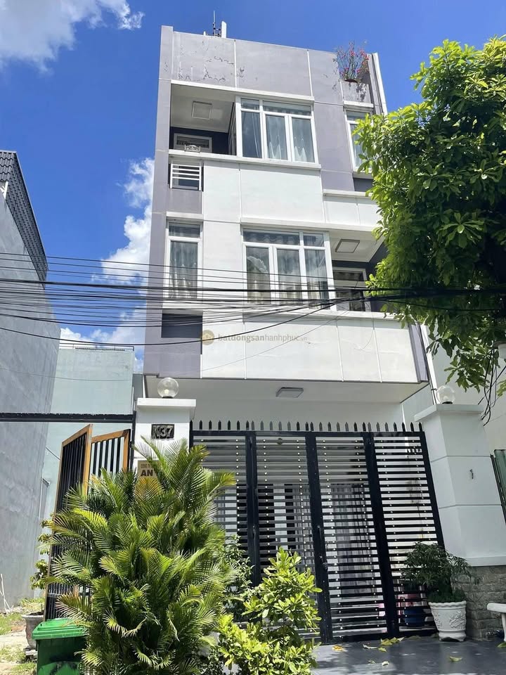 Nhà phố Khu đô thị An Khánh, Thủ Đức 100m² giá 24 tỷ - Sẵn sàng vào ở ngay!