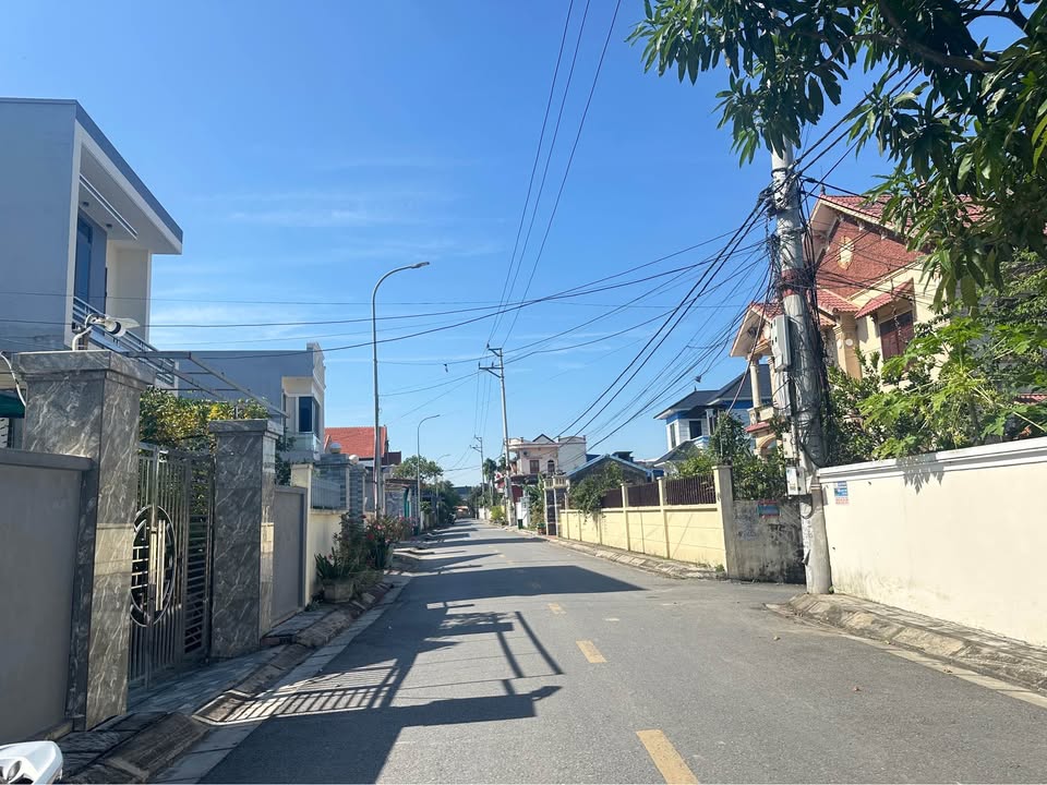 Đất mặt đường Hoàng Động, Thủy Nguyên 70m² giá 2.3 tỷ - Đầu tư sinh lời ngay!