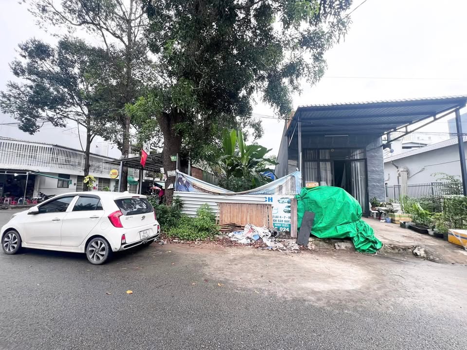 Đất nền đường Phạm Văn Nhờ, Cần Thơ 100m² giá 3.3 tỷ - Vị trí sáng đẹp!