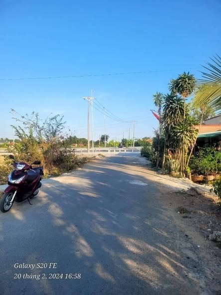 Bán lô đất thổ cư mặt tiền đường Nguyễn Văn Nhâm, Tân An, 166m² giá 1.4 tỷ - Cơ hội tốt cho nhà đầu tư!