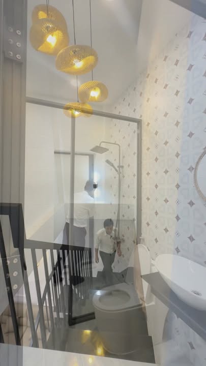 Nhà Lầu Tân Mỹ Chánh 90m² giá thương lượng - Sân đậu ô tô rộng rãi!