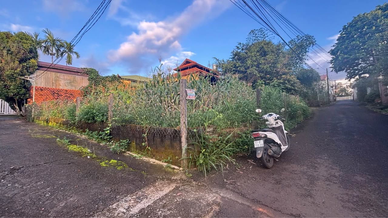 Bán đất 2 mặt tiền hẻm 200 Phan Đình Phùng, Bảo Lộc - 227m² giá 3.5 tỷ - Đầu tư sinh lời lý tưởng!