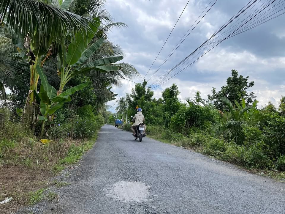 Đất nền xã Bình Trưng, Châu Thành, Tiền Giang 134m² giá 700 triệu - View kênh thoáng mát!