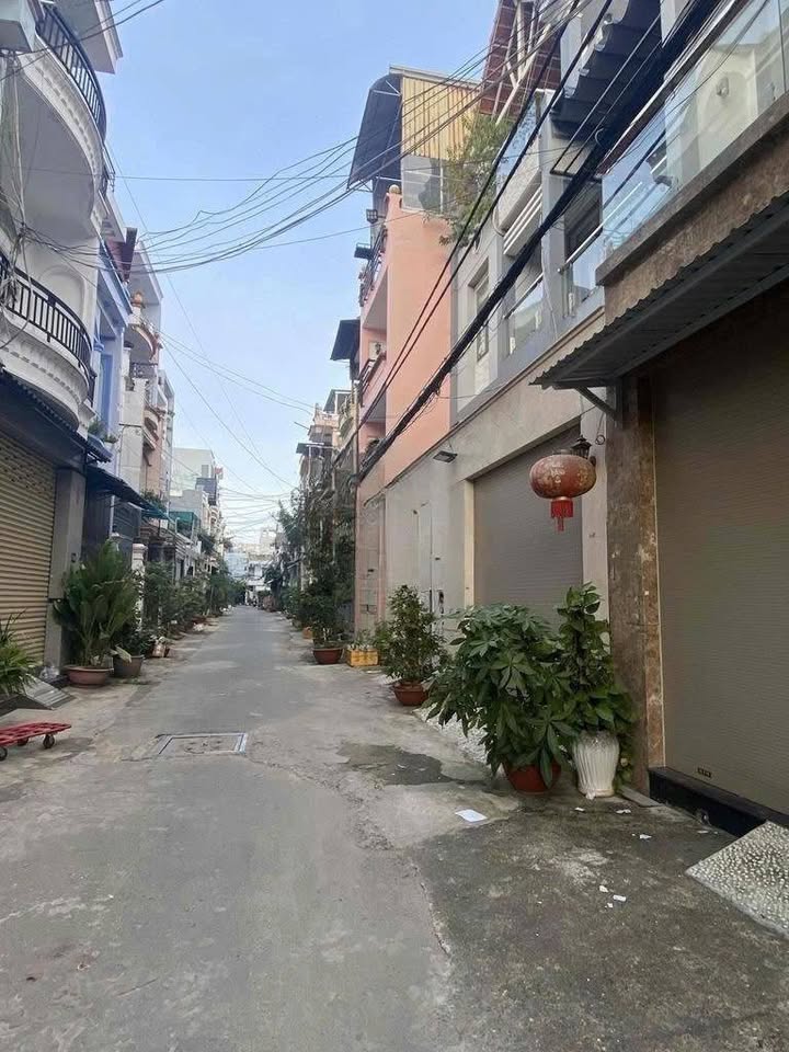 Nhà cho thuê Phan Huy Ích Tân Bình 52m² giá 13.5 triệu - Không thể bỏ lỡ!